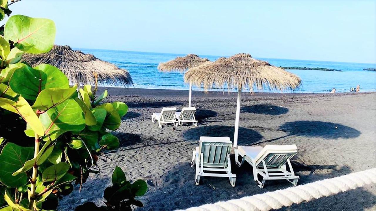 Enjoy The Sea And Pool In Playa De Las Americas エクステリア 写真